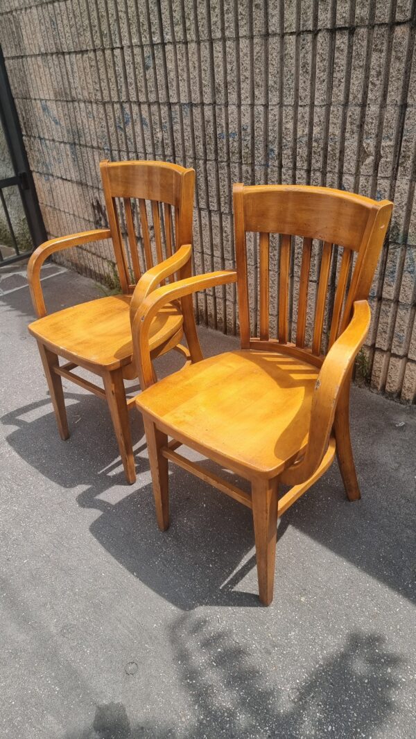 Coppia poltrone in legno - immagine 2