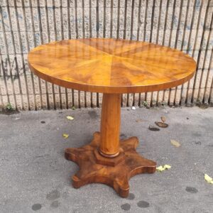 Tavolo tondo metà '800